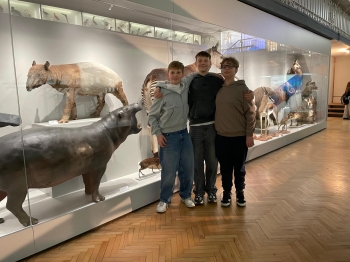 photo-2026-04-22-19-00-14