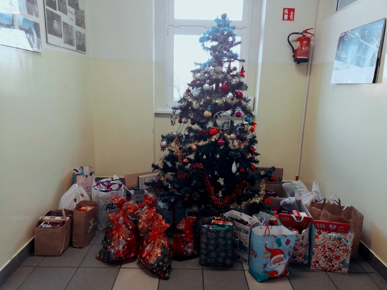 Zakończenie akcji charytatywnej „I Ty możesz zostać Świętym Mikołajem”