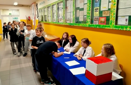 Wybory na opiekuna Samorządu Uczniowskiego